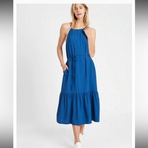 Banana Republic tie back dress